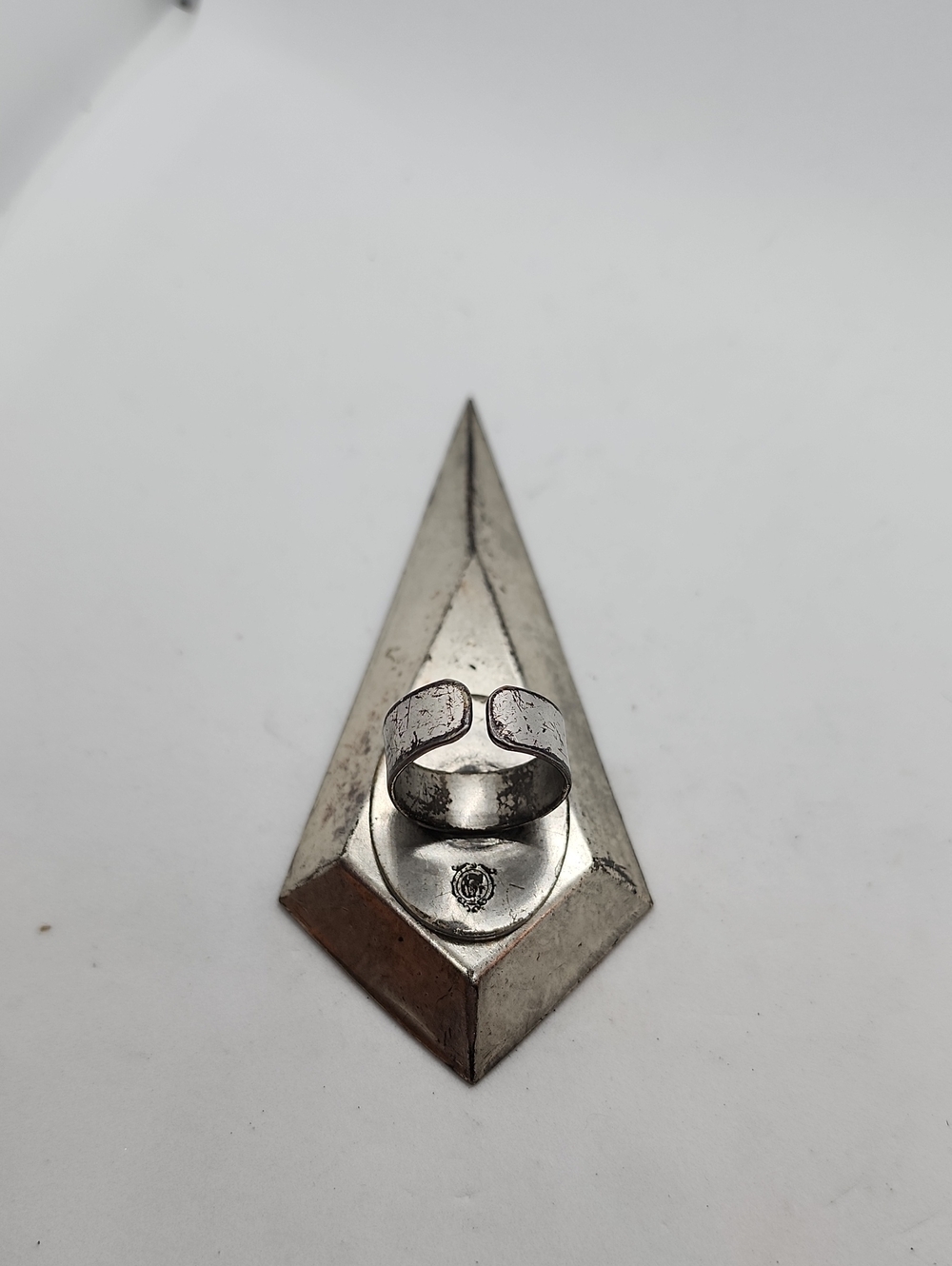 GASOLINE GLAMOUR SNUFF SILVER RING 💉💊✨ - Picture 6 of 7